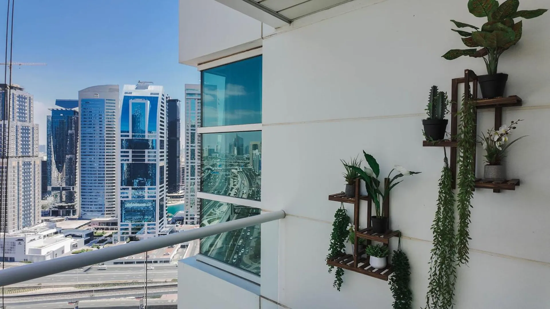 Sky High 2Br Stay Amazing Marina Views Near Metro & Mall Dubai 0*,