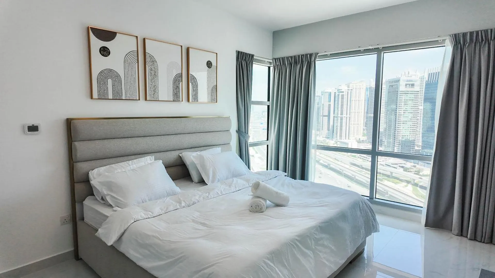Sky High 2Br Stay Amazing Marina Views Near Metro & Mall دبي